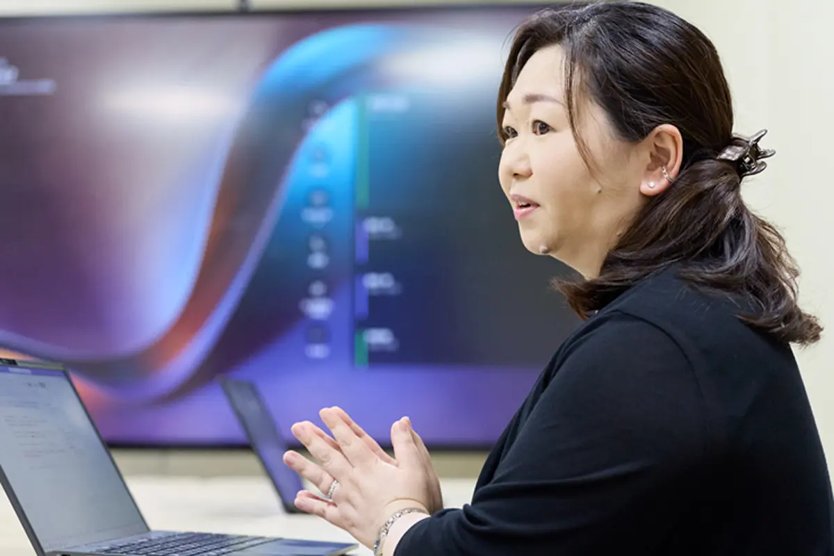 女性社員