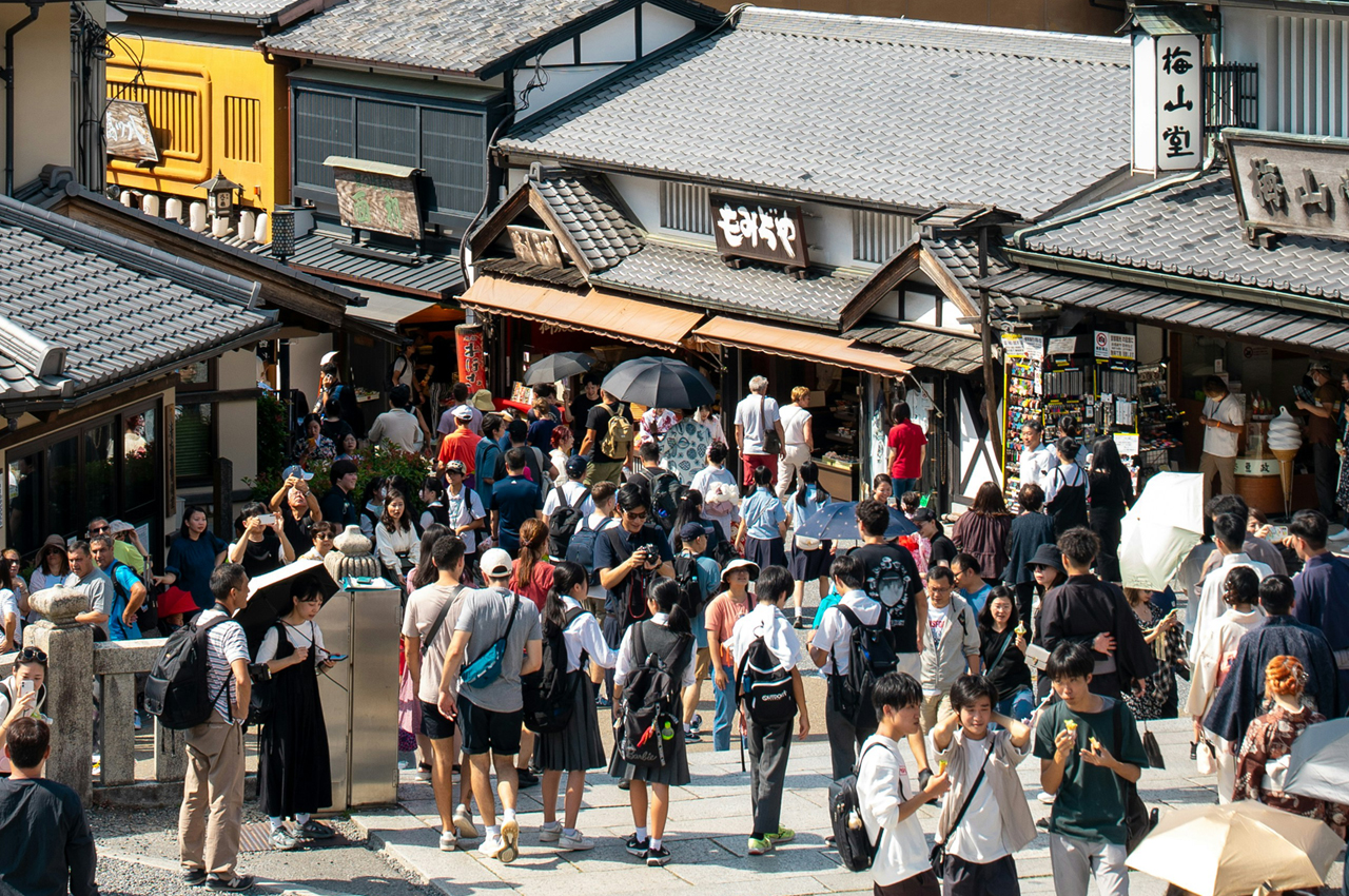 Souvenir shops